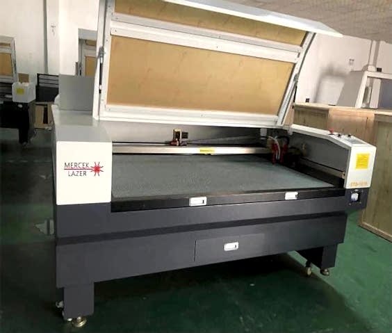  Lazer Kesim Makinesi